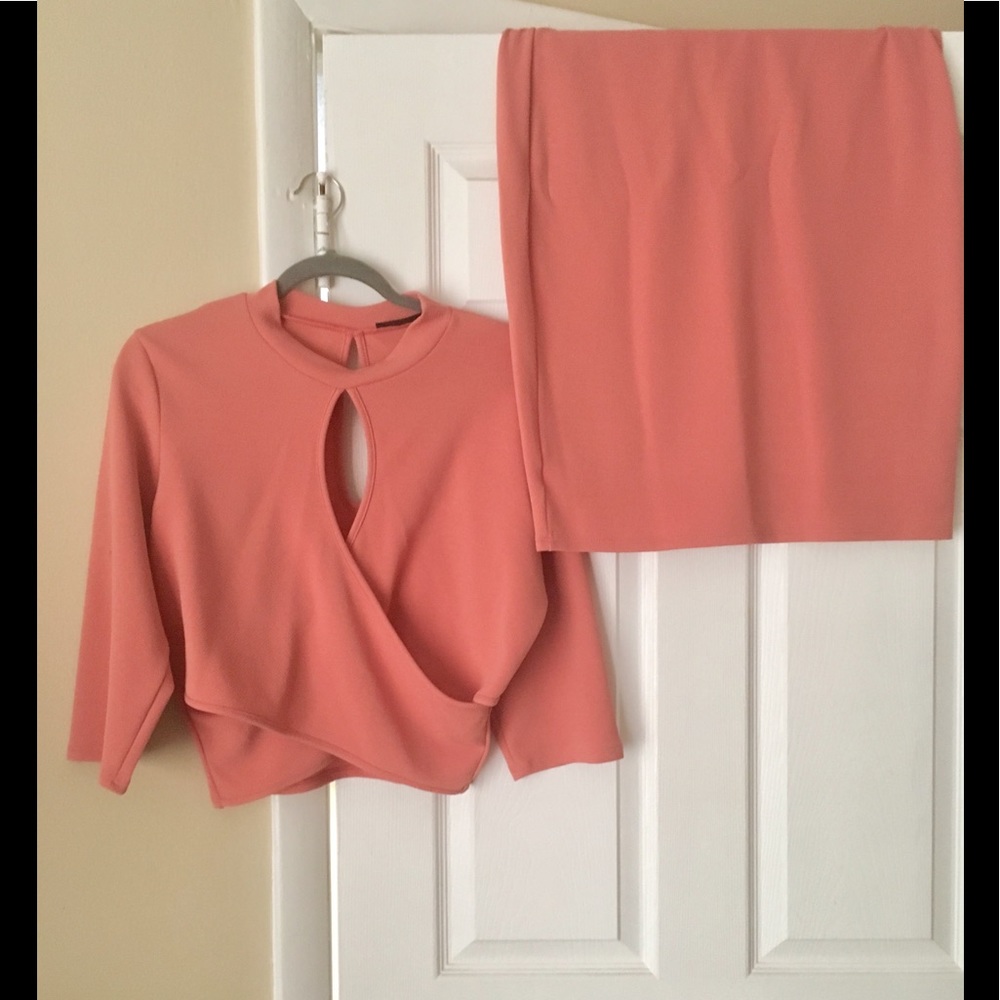GStageLovesMe 2 Piece Sexy Coral Crop Skirt Set